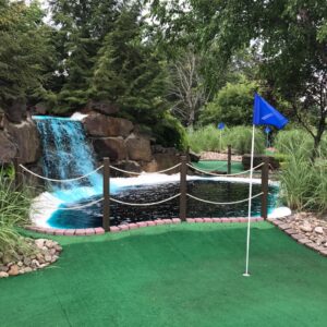 Hooplas-Xtreme-Mini-Golf-45